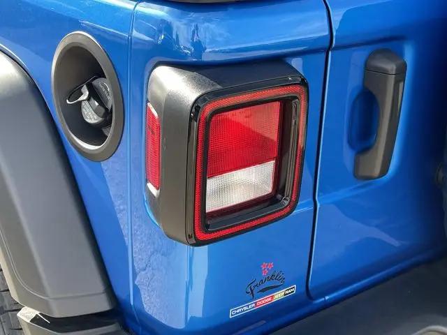 2026 Jeep Wrangler 4-Door Sport RHD 4x4