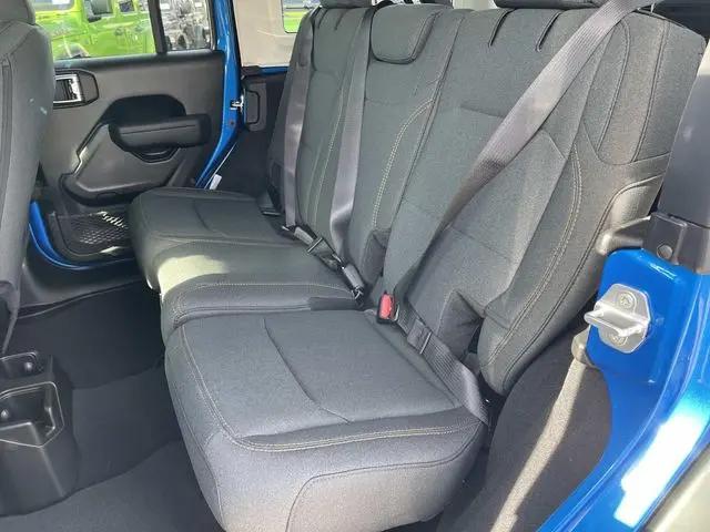 2026 Jeep Wrangler 4-Door Sport RHD 4x4