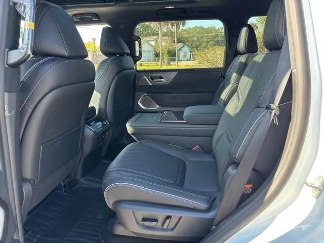 2026 INFINITI QX80 AUTOGRAPH AWD