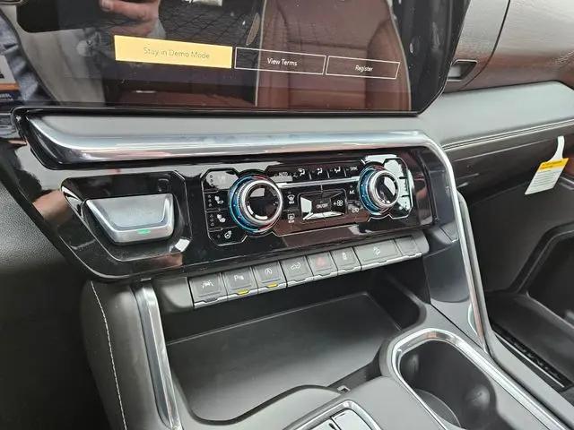 2026 GMC Sierra 1500 Crew Cab, Short Bed, Denali Ultimate, 4WD