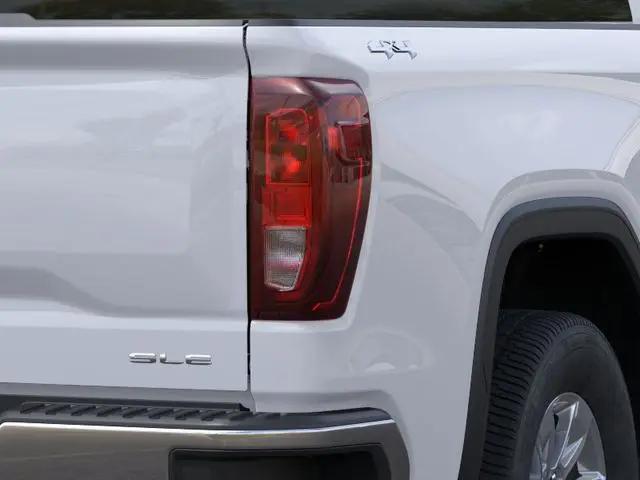 2025 GMC Sierra 1500 4WD Crew Cab Short Box SLE