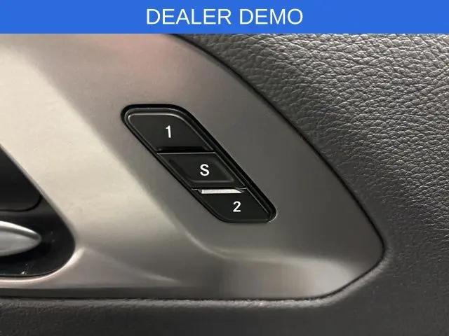 2026 Chrysler Pacifica Select AWD