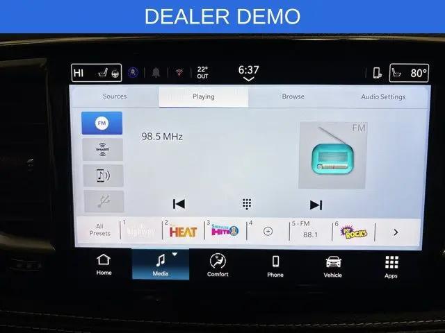 2026 Chrysler Pacifica Select AWD