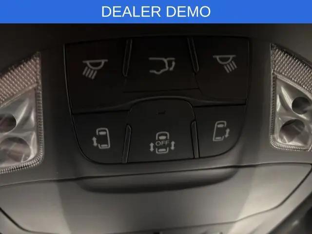 2026 Chrysler Pacifica Select AWD