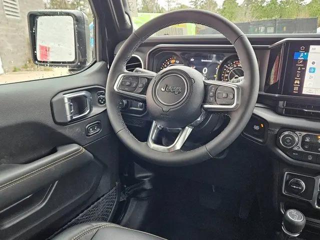 2026 Jeep Wrangler 4-Door Sahara 4x4
