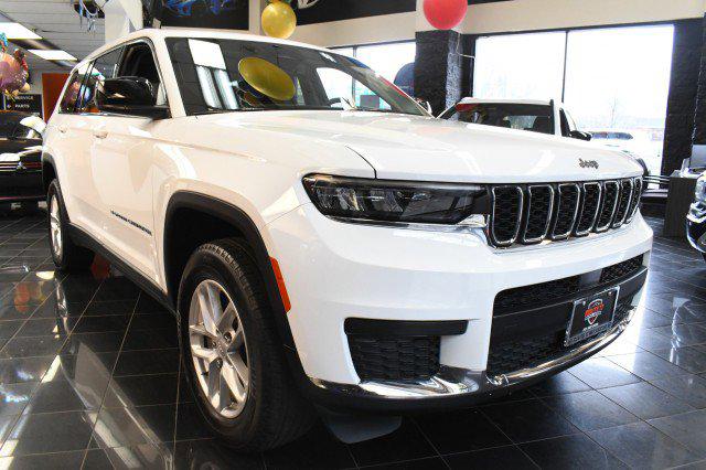 2023 Jeep Grand Cherokee L Laredo 4x4