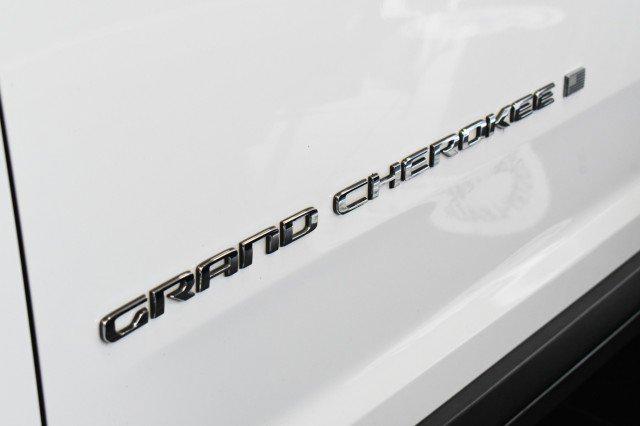 2023 Jeep Grand Cherokee L Laredo 4x4