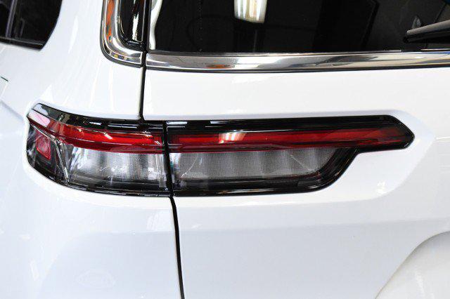 2023 Jeep Grand Cherokee L Laredo 4x4