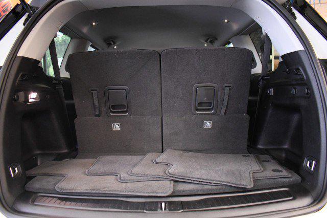 2023 Jeep Grand Cherokee L Laredo 4x4