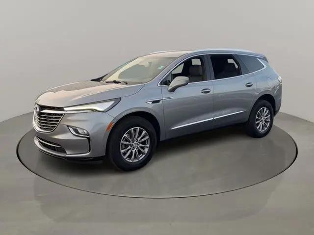 2023 Buick Enclave Essence FWD