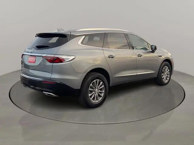 2023 Buick Enclave Essence FWD
