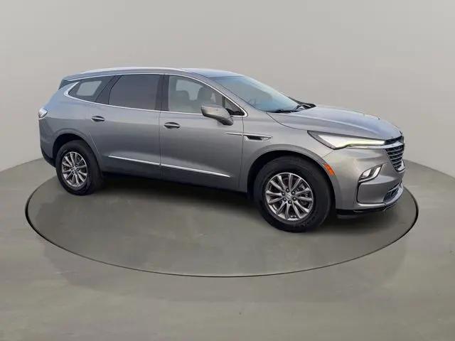 2023 Buick Enclave Essence FWD