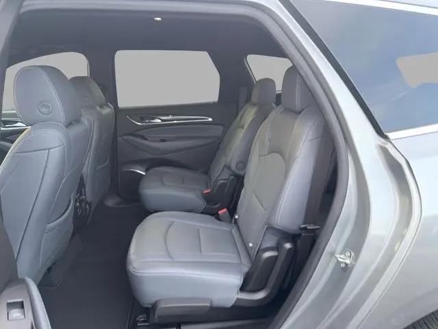 2023 Buick Enclave Essence FWD
