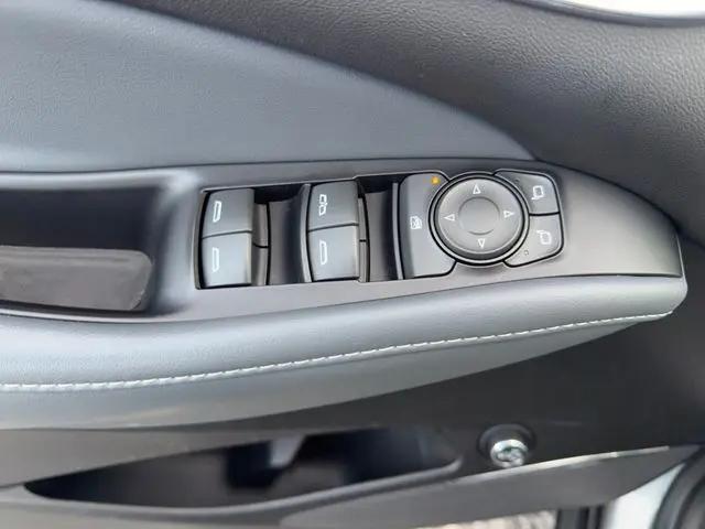 2023 Buick Enclave Essence FWD