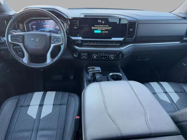 2023 Chevrolet Silverado 1500 4WD Crew Cab Short Bed RST