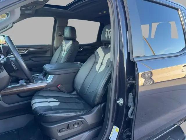 2023 Chevrolet Silverado 1500 4WD Crew Cab Short Bed RST