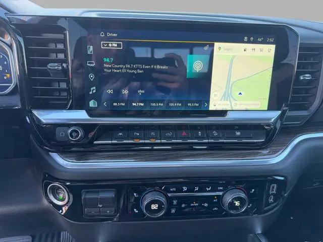 2023 Chevrolet Silverado 1500 4WD Crew Cab Short Bed RST