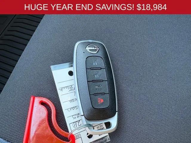 2025 Nissan Versa 1.6 SV
