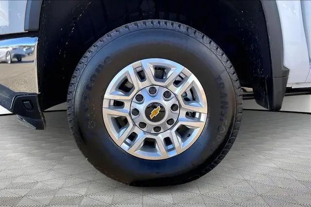 2026 Chevrolet Silverado 2500HD Crew Cab, Long Bed, WT, RWD