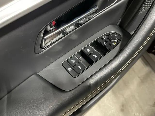2026 Mazda X-90 3.3 Turbo Premium Sport