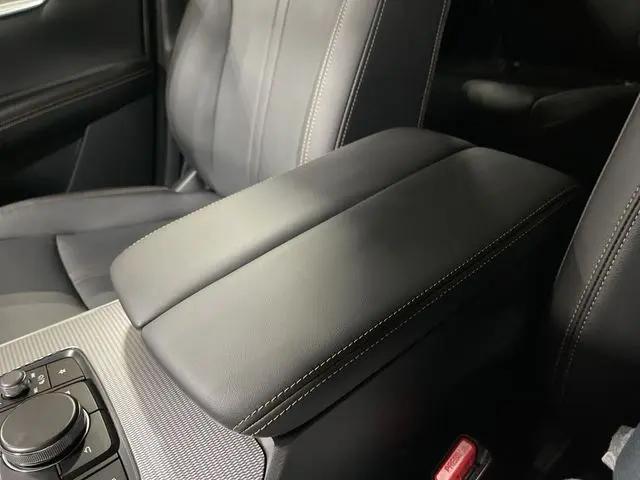 2026 Mazda X-90 3.3 Turbo Premium Sport