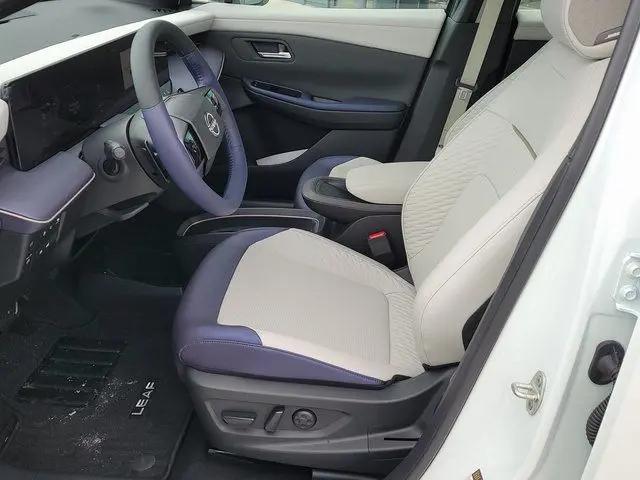 2026 Nissan LEAF PLATINUM+