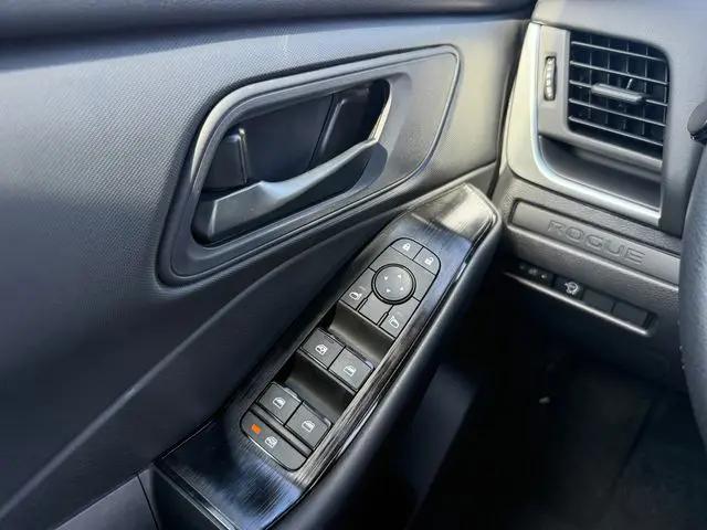 2026 Nissan Rogue S