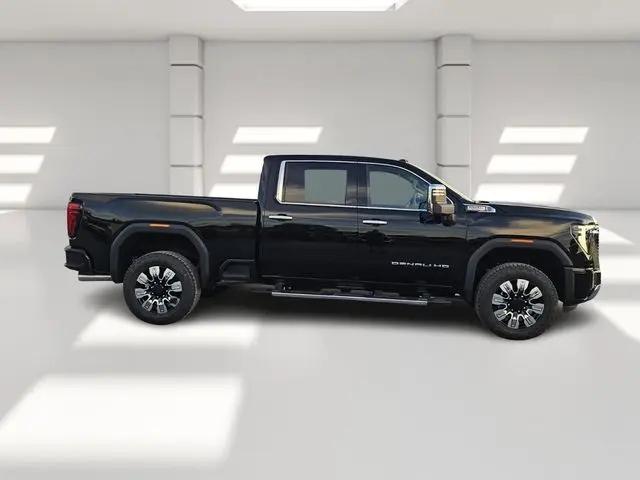 2026 GMC Sierra 2500HD Crew Cab, Standard Bed, Denali, 4WD