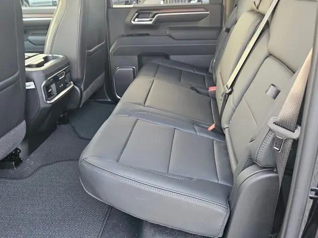 2026 GMC Sierra 2500HD Crew Cab, Standard Bed, Denali, 4WD