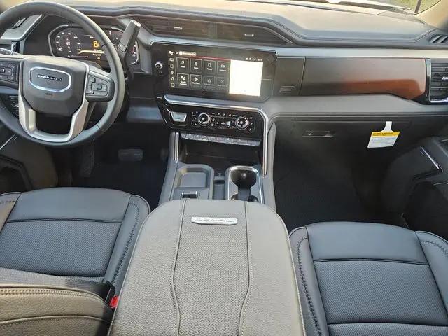 2026 GMC Sierra 2500HD Crew Cab, Standard Bed, Denali, 4WD