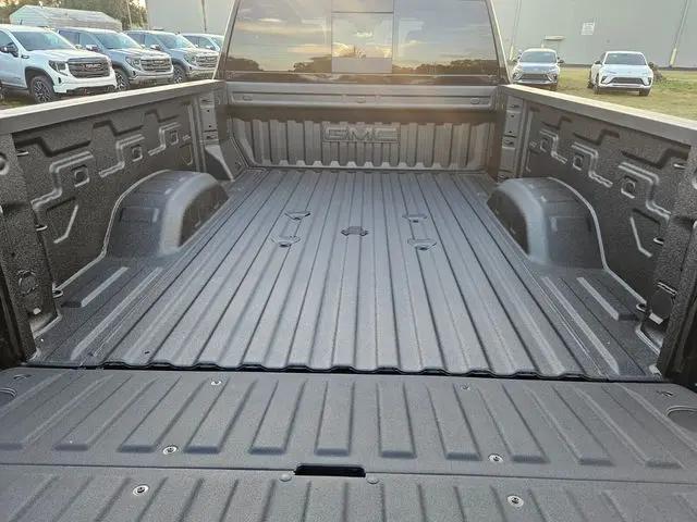 2026 GMC Sierra 2500HD Crew Cab, Standard Bed, Denali, 4WD