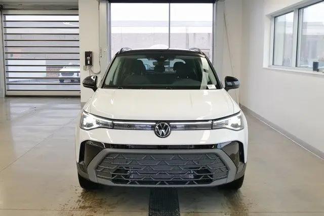 2026 Volkswagen Taos SE Black
