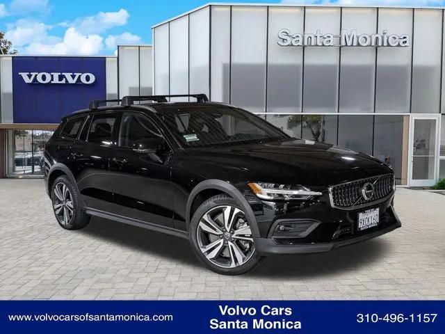 2026 Volvo V60 Cross Country Plus, B5 AWD Gas (mild hybrid) for sale in Santa Monica, CA
