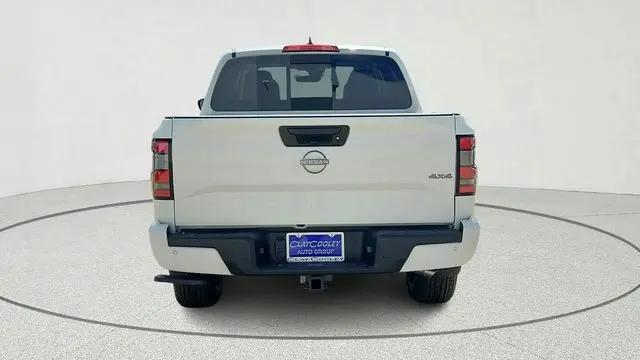 2026 Nissan Frontier Crew Cab SV 4x4