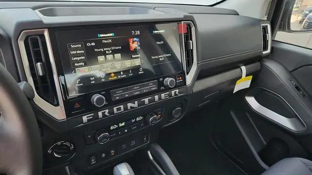 2026 Nissan Frontier Crew Cab SV 4x4