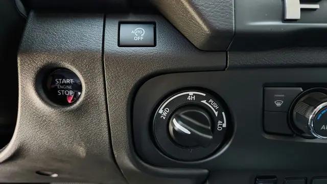 2026 Nissan Frontier Crew Cab SV 4x4