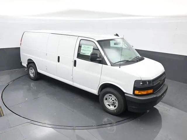 2025 Chevrolet Express Cargo Van RWD 2500 Extended Wheelbase WT for sale in Blue Springs, MO