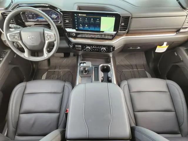 2025 Chevrolet Silverado 1500 4WD Double Cab Standard Bed RST