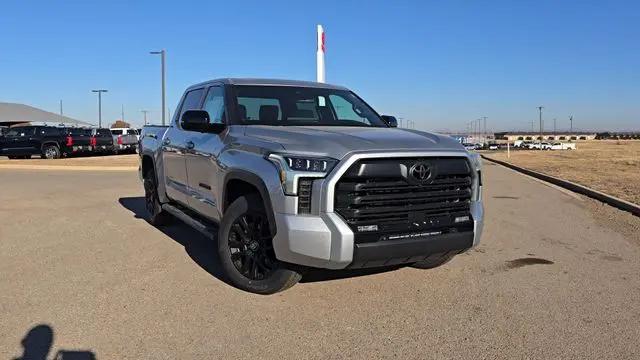 2026 Toyota Tundra Limited CrewMax 5.5' Bed
