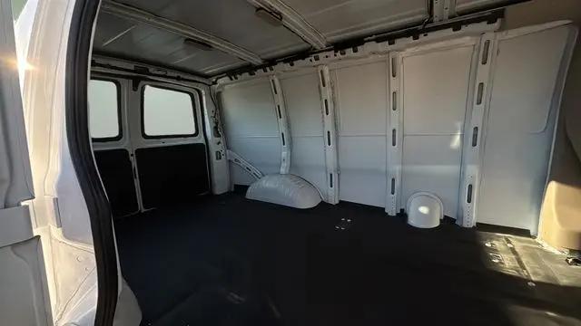 2023 GMC Savana Cargo RWD 2500 Regular Wheelbase Work Van