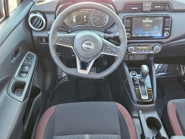 2025 Nissan Versa 1.6 SR