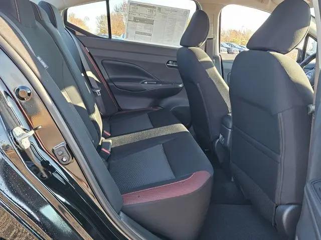 2025 Nissan Versa 1.6 SR
