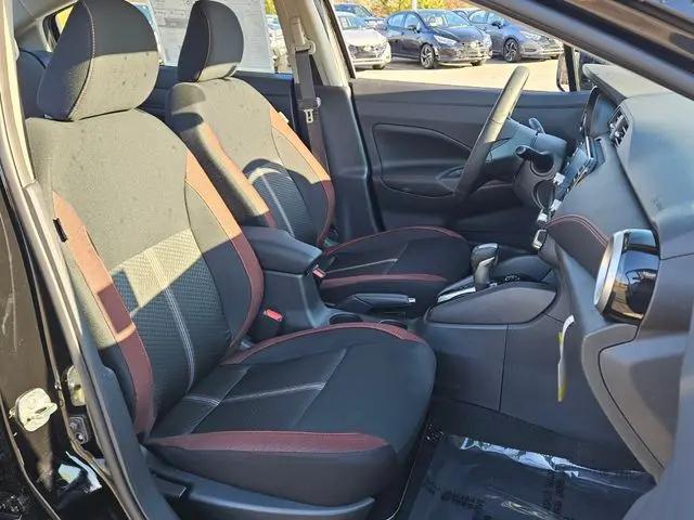 2025 Nissan Versa 1.6 SR