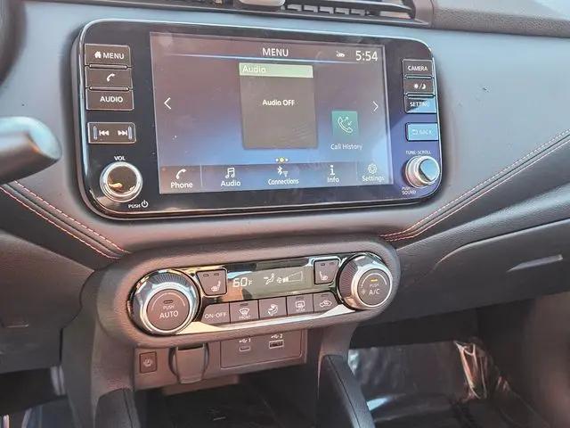 2025 Nissan Versa 1.6 SR