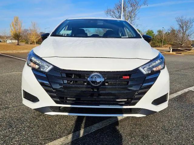 2025 Nissan Versa 1.6 SR