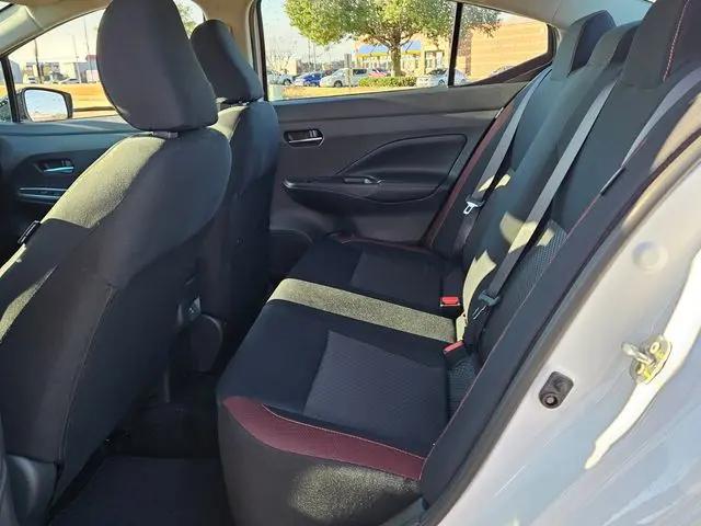 2025 Nissan Versa 1.6 SR