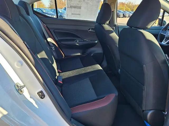 2025 Nissan Versa 1.6 SR
