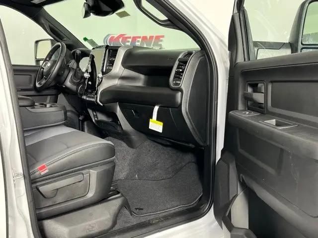 2026 Ram 3500 Tradesman Crew Cab 4x4 8' Box