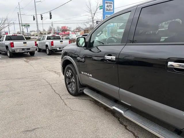 2021 Nissan Titan Crew Cab Platinum Reserve 4x4
