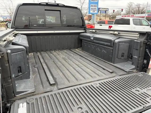 2021 Nissan Titan Crew Cab Platinum Reserve 4x4